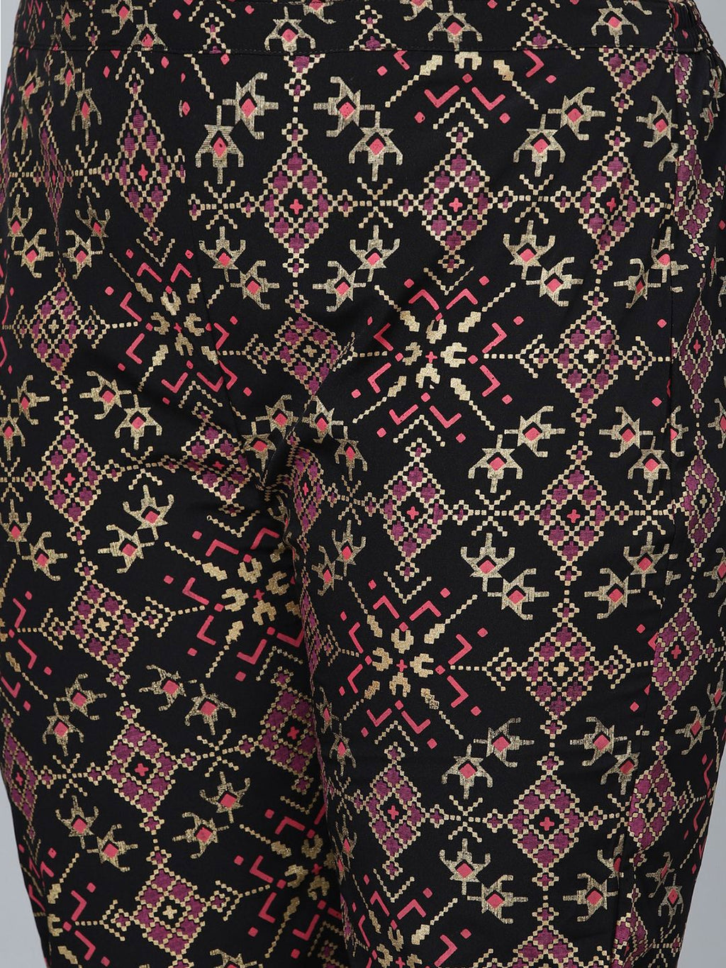 Sztori Plus Size Geometric Printed Mandarin Collar Straight Kurta With Trouser