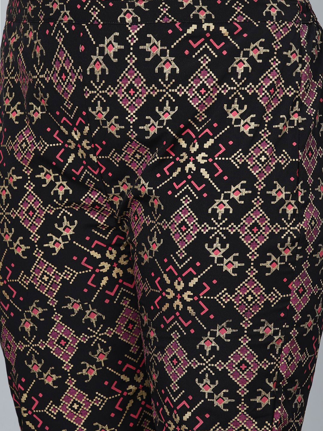 Sztori Plus Size Geometric Printed Mandarin Collar Straight Kurta With Trouser