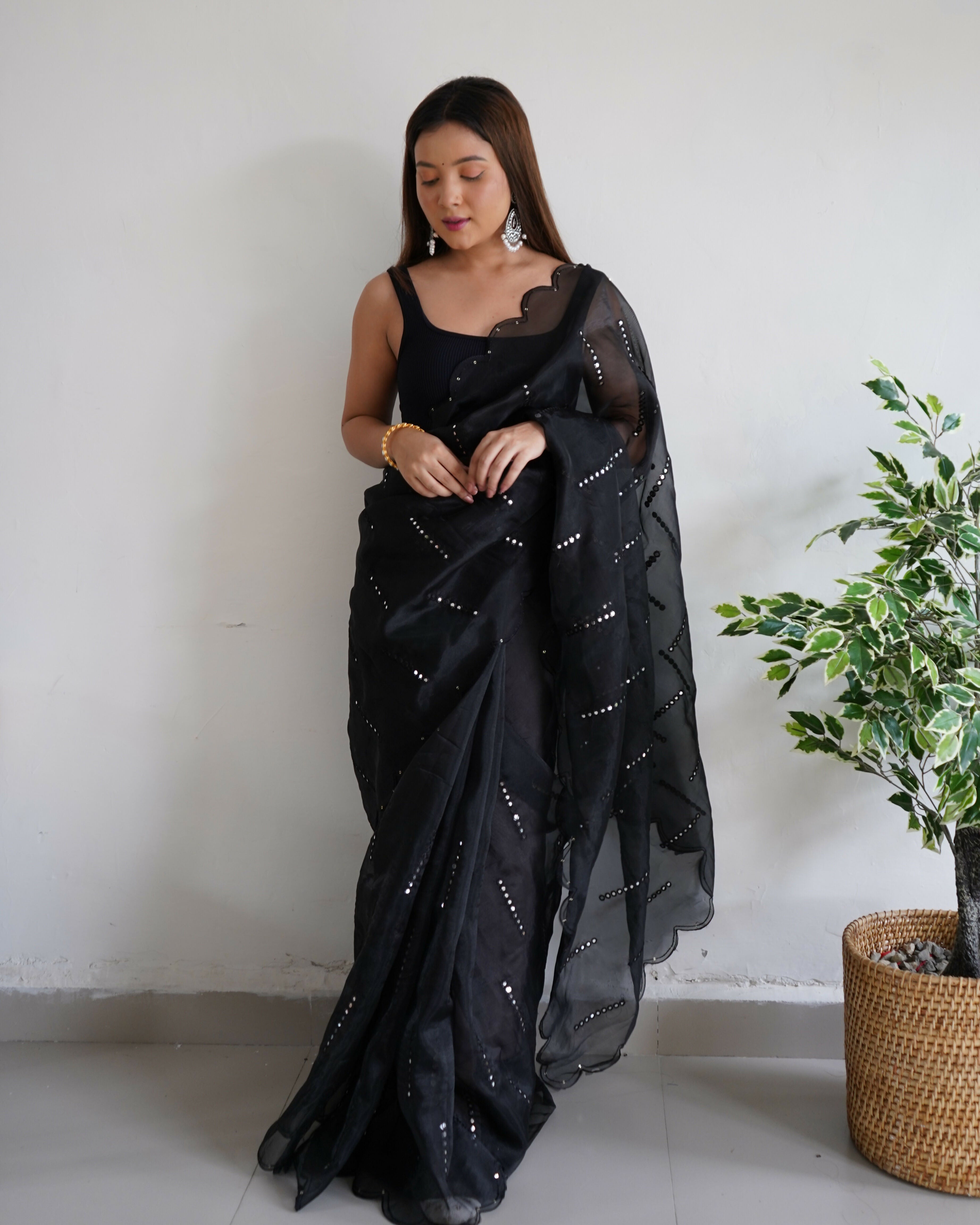 Vamsee Vika 9Mm Black Organza Saree