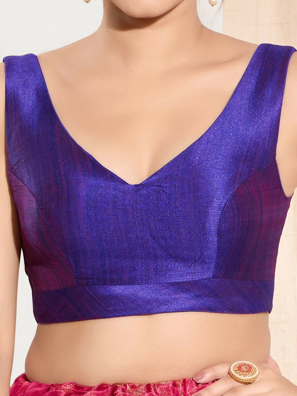 Joban Fashion Brinjal Mulberry Silk Padded Blouse With Round Neck Sleeveless