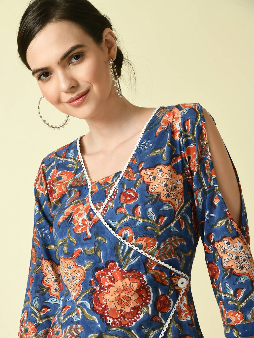 Myshka Women's Blue Floral Printed A-Line Dress