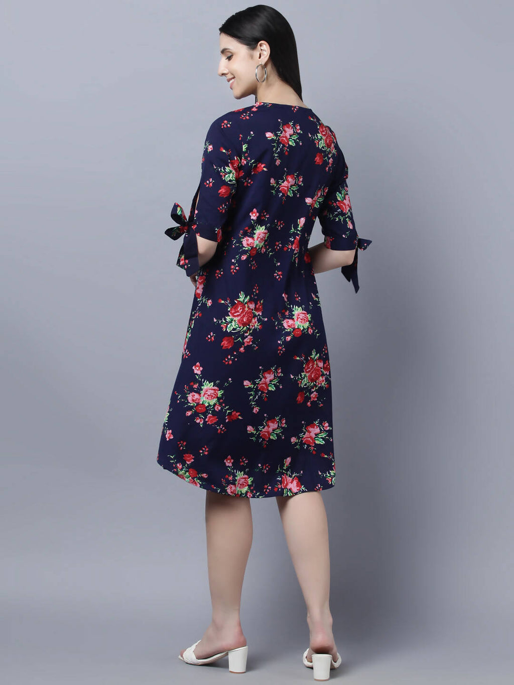 Myshka Women Navy Blue Pink Floral Print A-line Dress