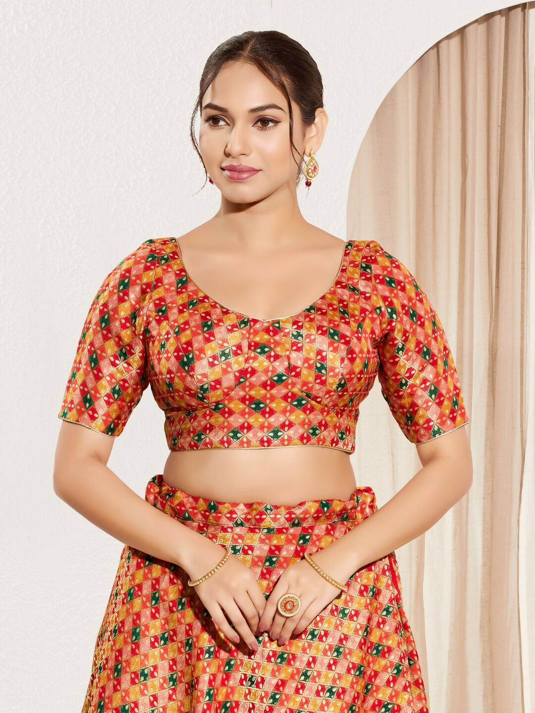Joban Fashion Red Jacquard Padded Blouse With Round Neck Elbow Sleeves