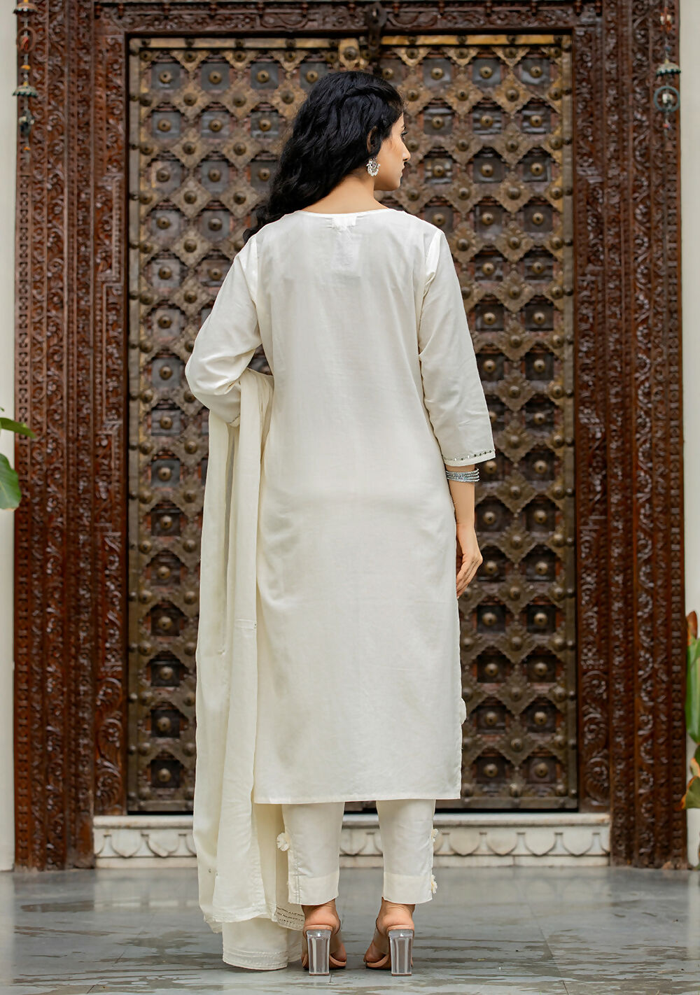 Kaajh Women's Off White Mirror Embellished Cotton Suit Set