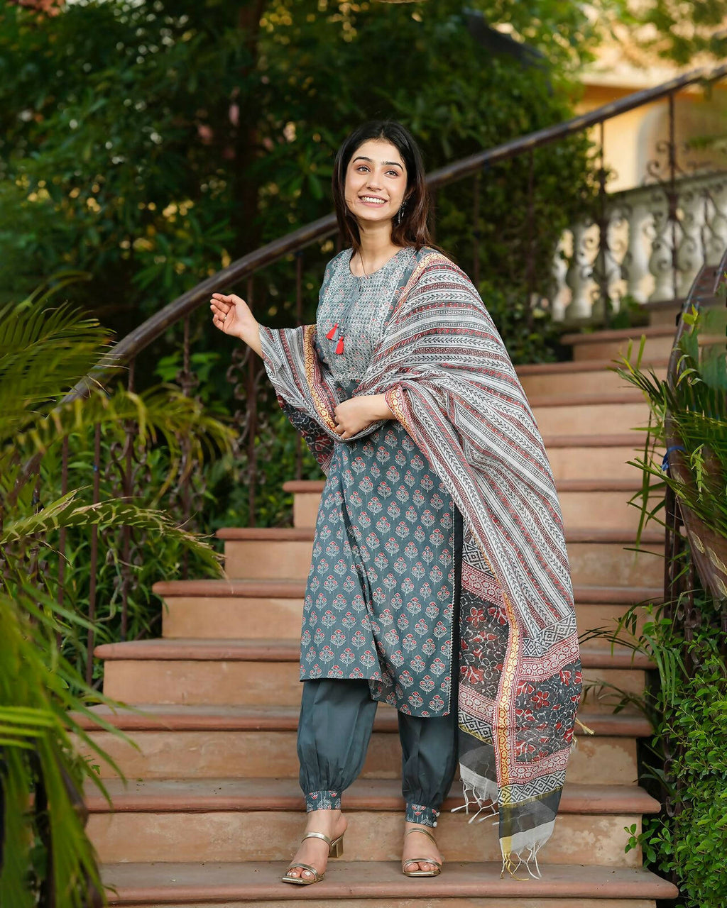Juniper Women's Grey Cotton Printed Straight Kurta Pant Dupatta Set