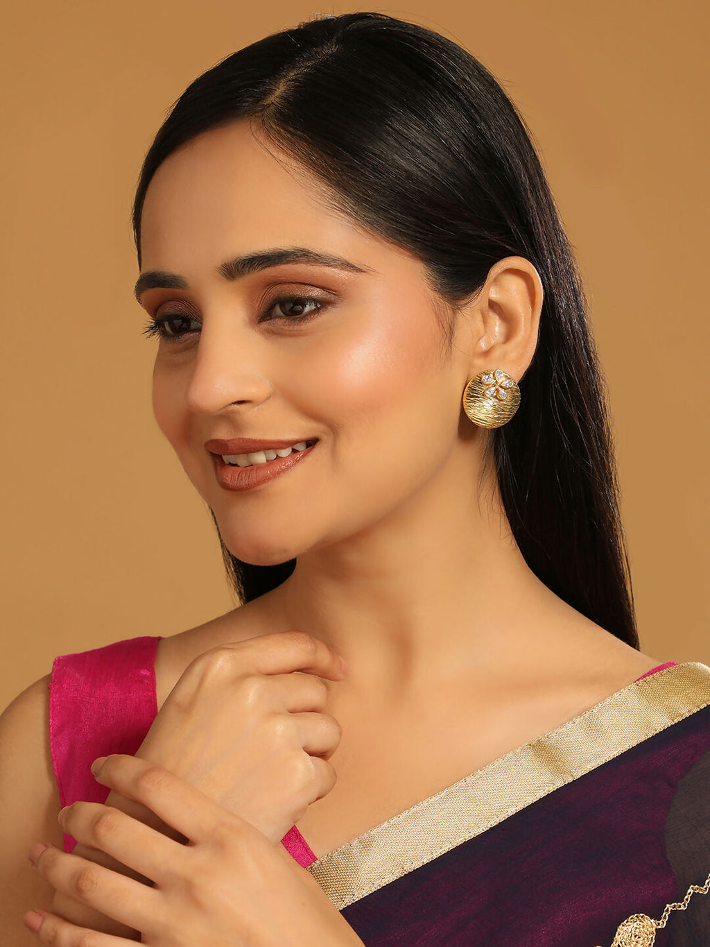 Nuyug 22K Gold-Plated Floral Motif Stud Earrings
