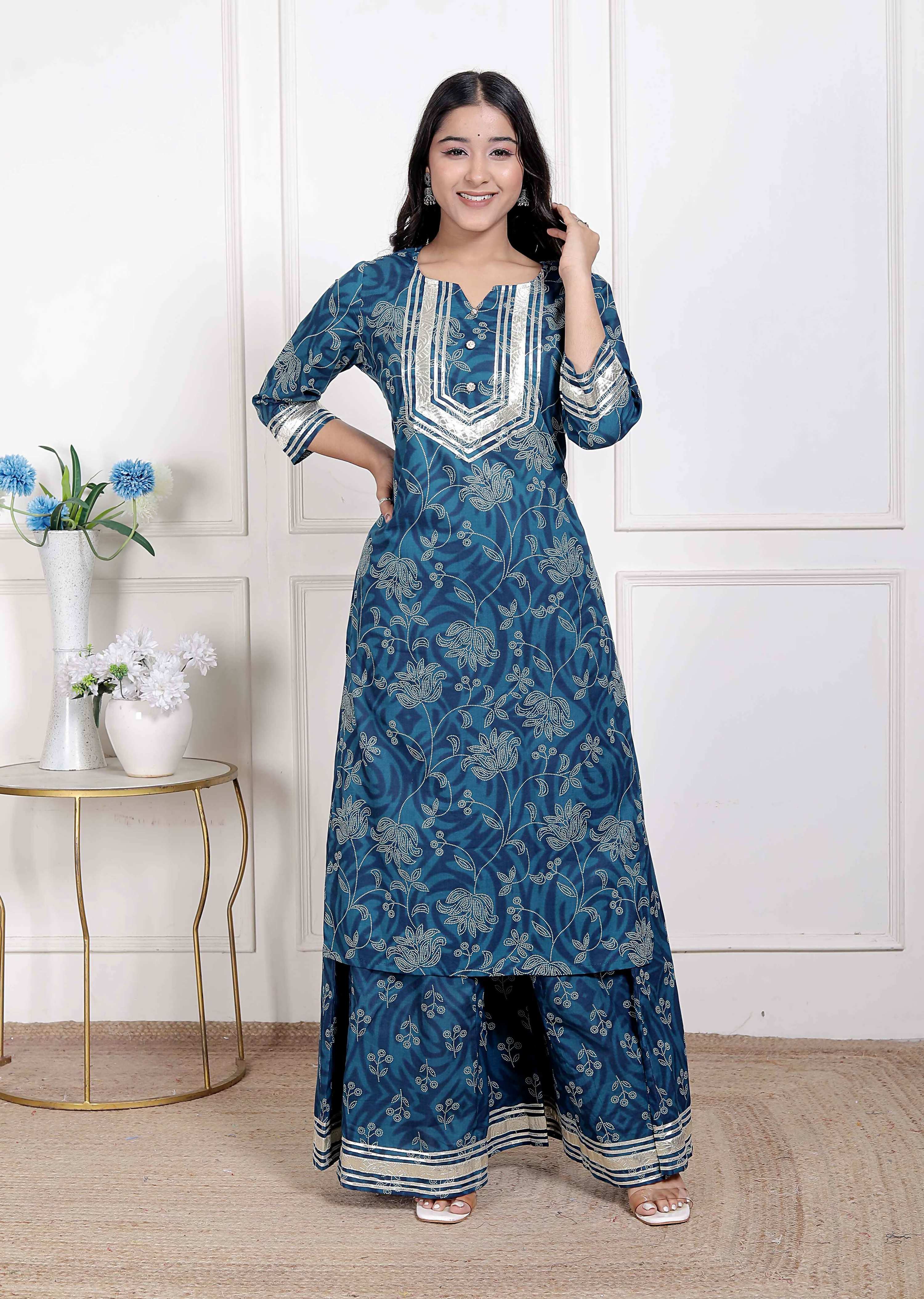 Miravan Women's Cotton Floral Printed V-Neck Kurta with Flared Palazzo