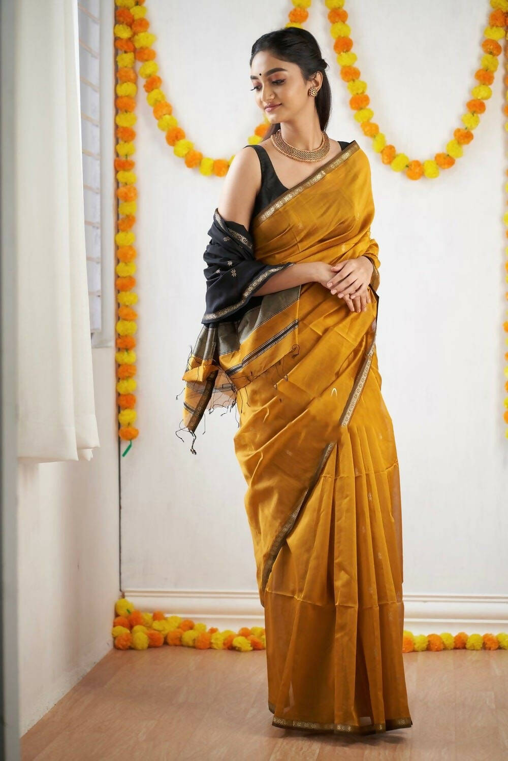 DEIANA'S Beautiful Designer Golden zari Soft Cotton Saree - Yellow