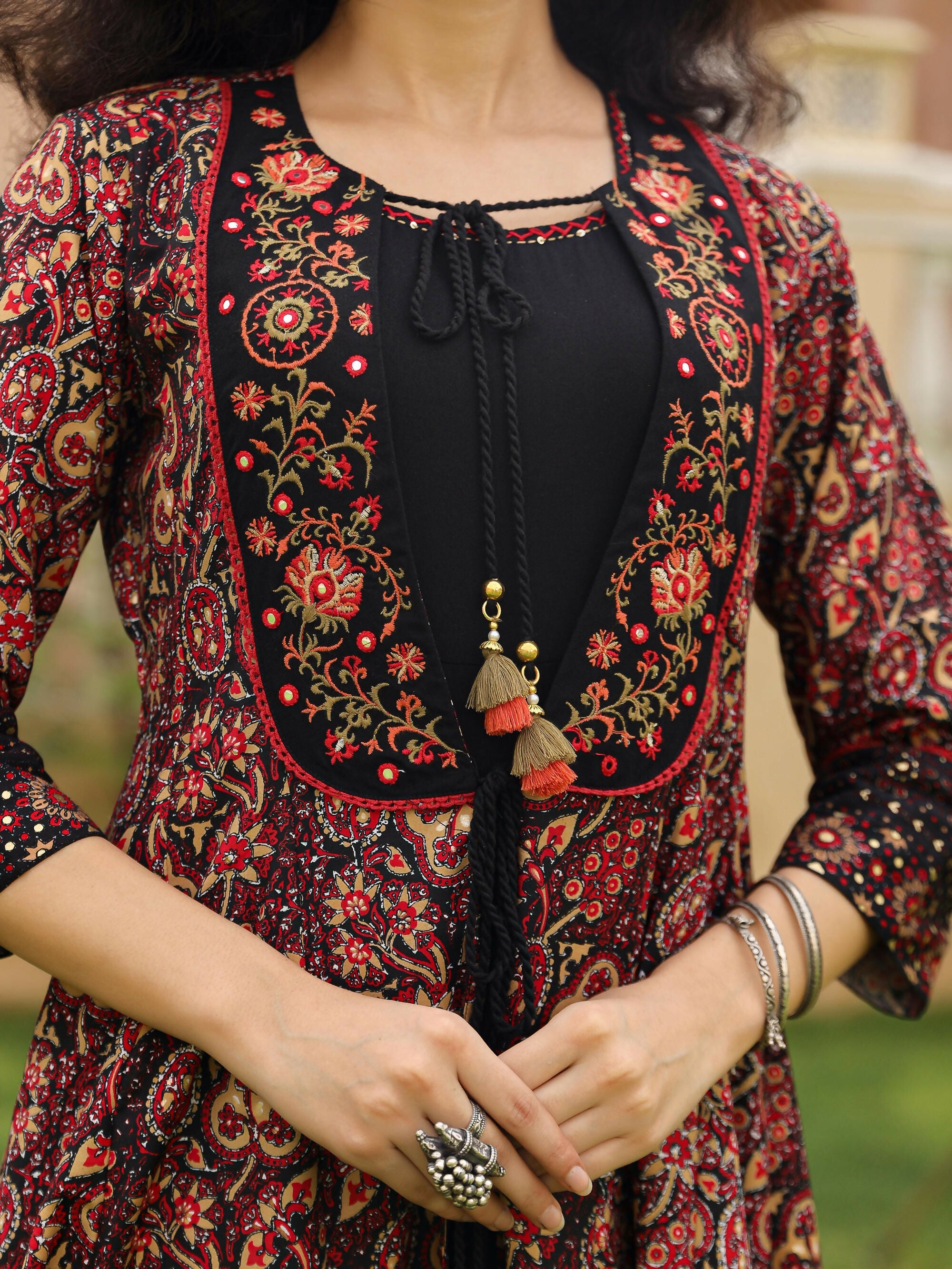 Juniper Women's The Mahautsavam Black Ethnic Motif Printed Muslin Shrug Inner & Pant Set With Thread & Mirror Work