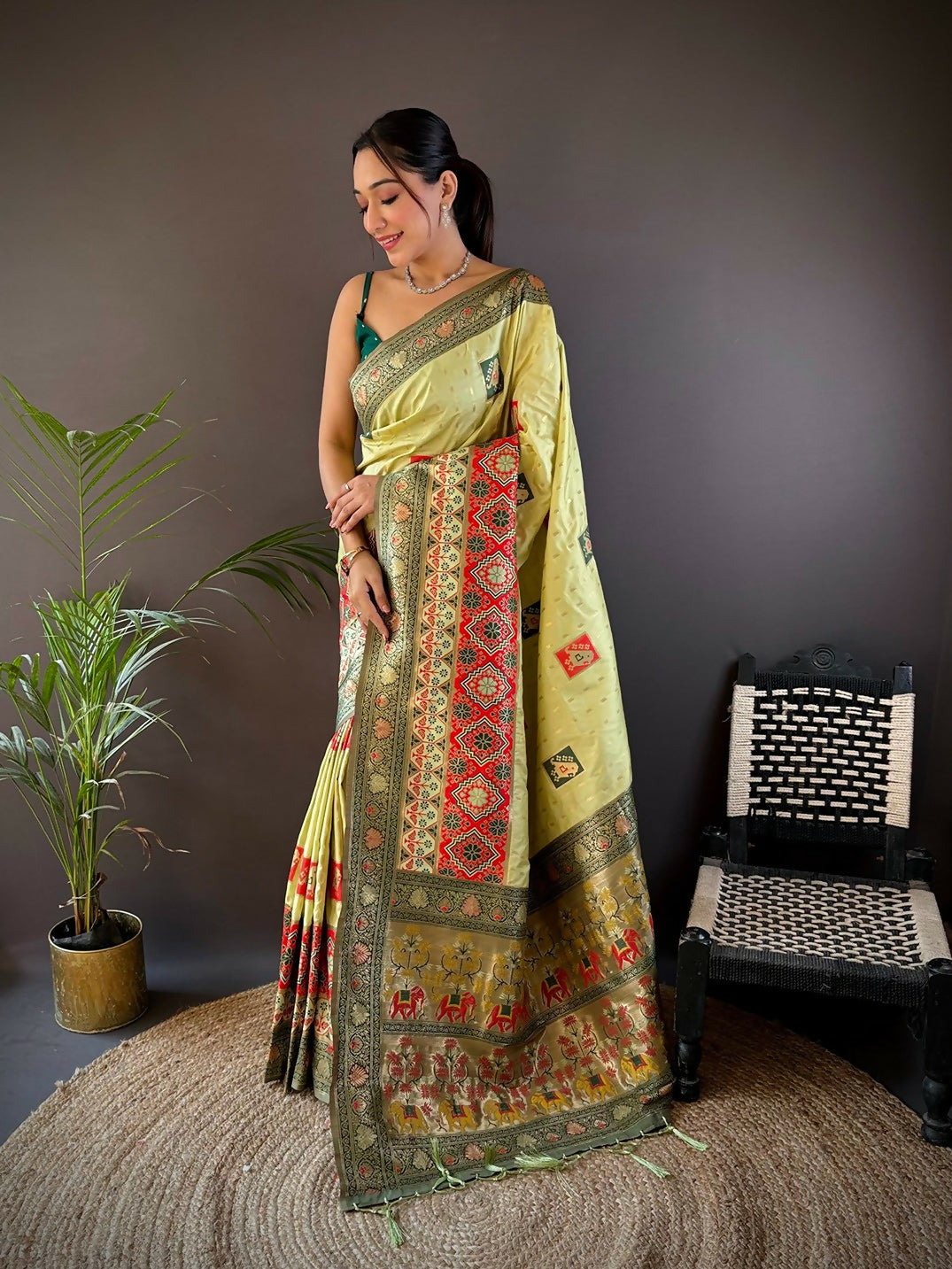 Joban Fashion Light Green Small Butti Banarasi Silk Sarees