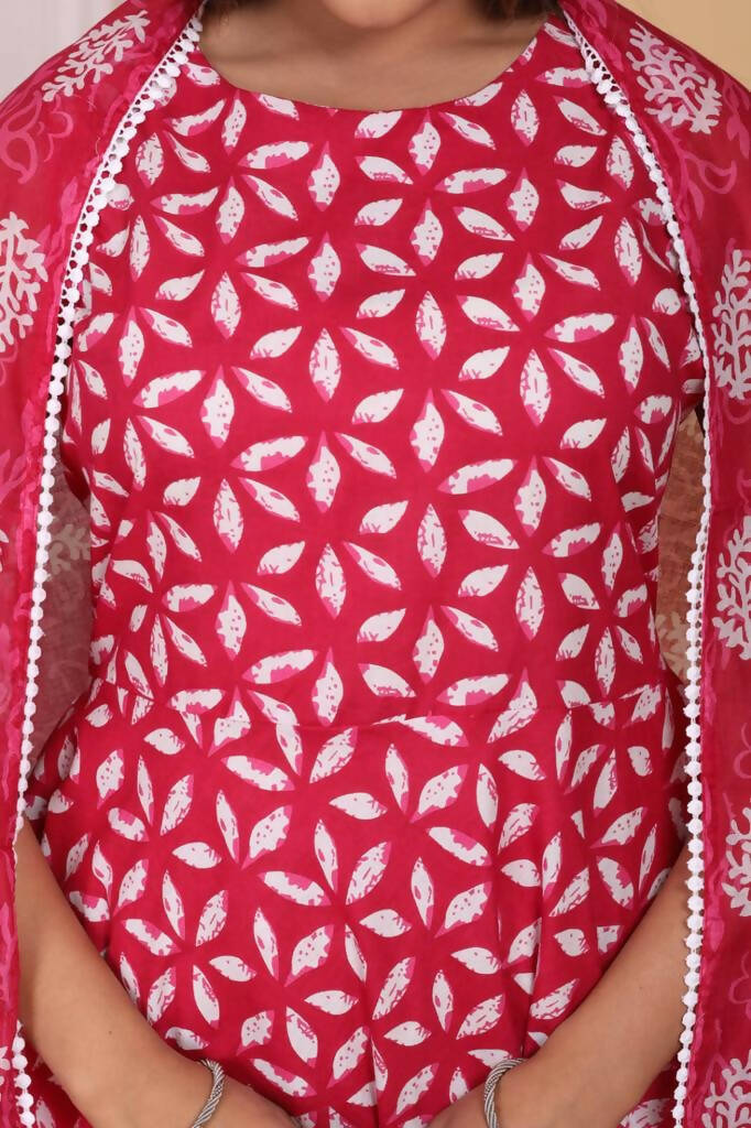 Vamika Women Printed Cotton Pink Party Wear/Casual Wear Kurta Set/Suit