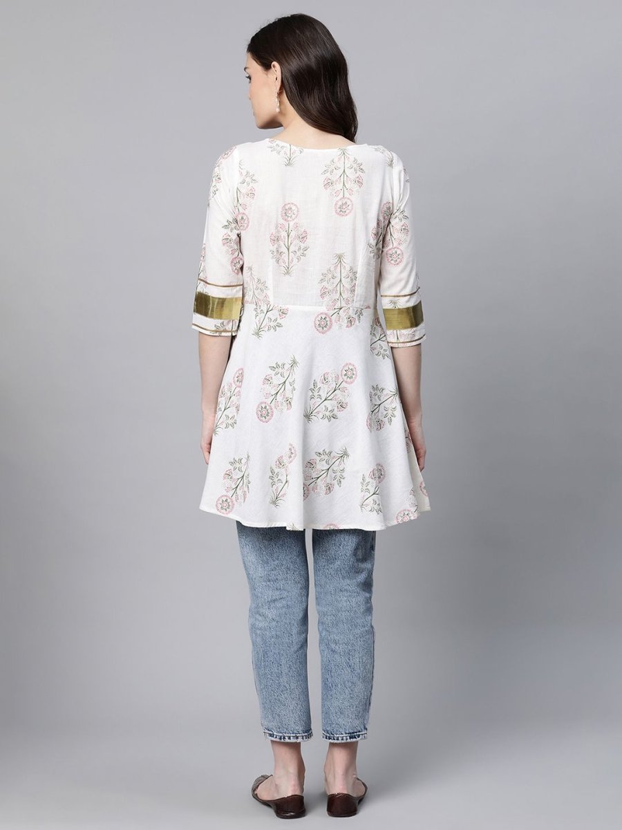 Ahalyaa Women Off White Pure Cotton Floral Printed Tunic