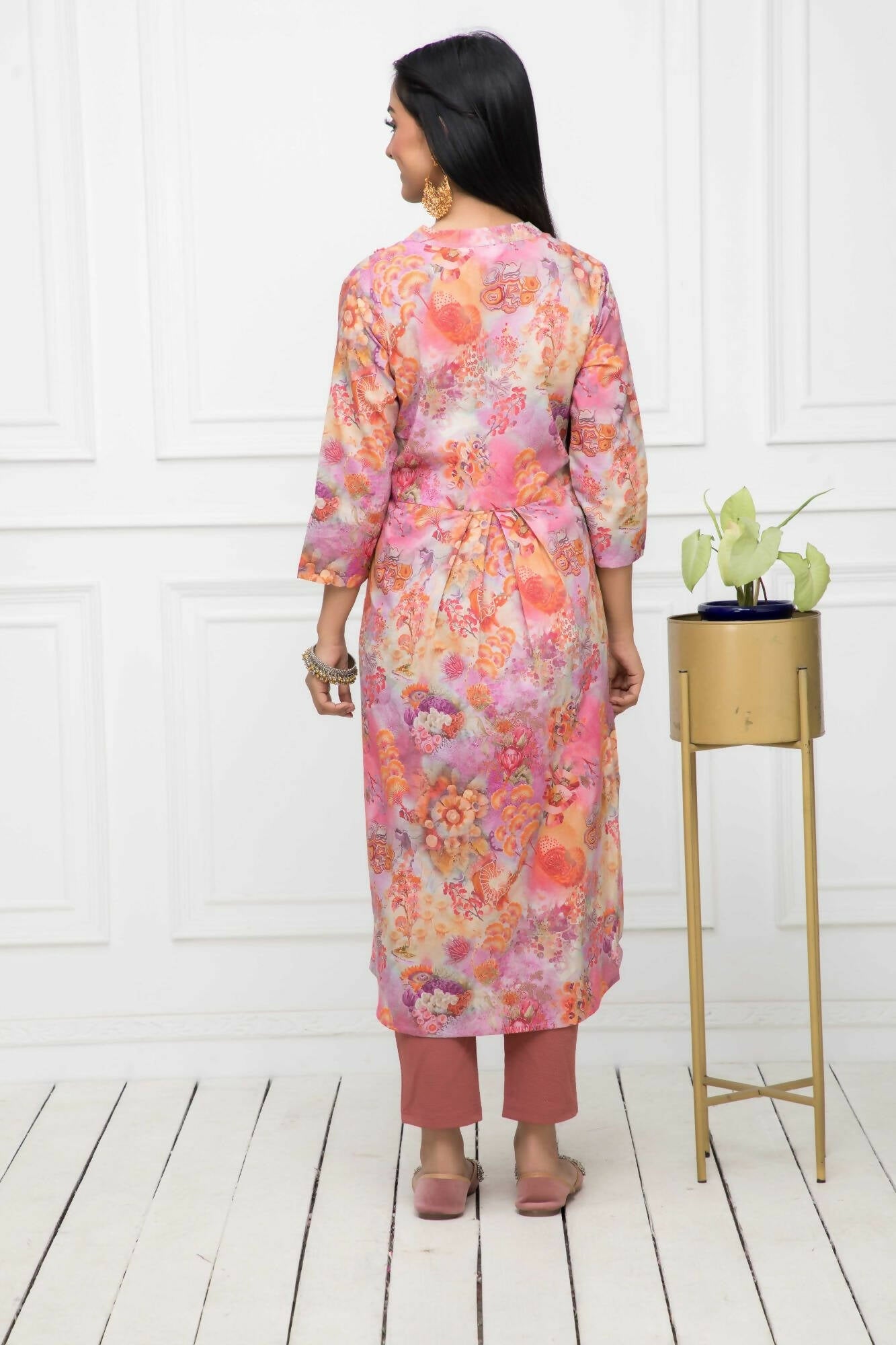 Myshka Multi Floral Women Cotton A-Line Round Neck Kurtas
