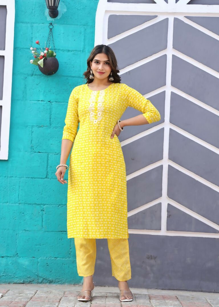 Alvano Printed Beautiful Straight Kurti with Pant and Dupatta set for Women and Girls (Yellow)