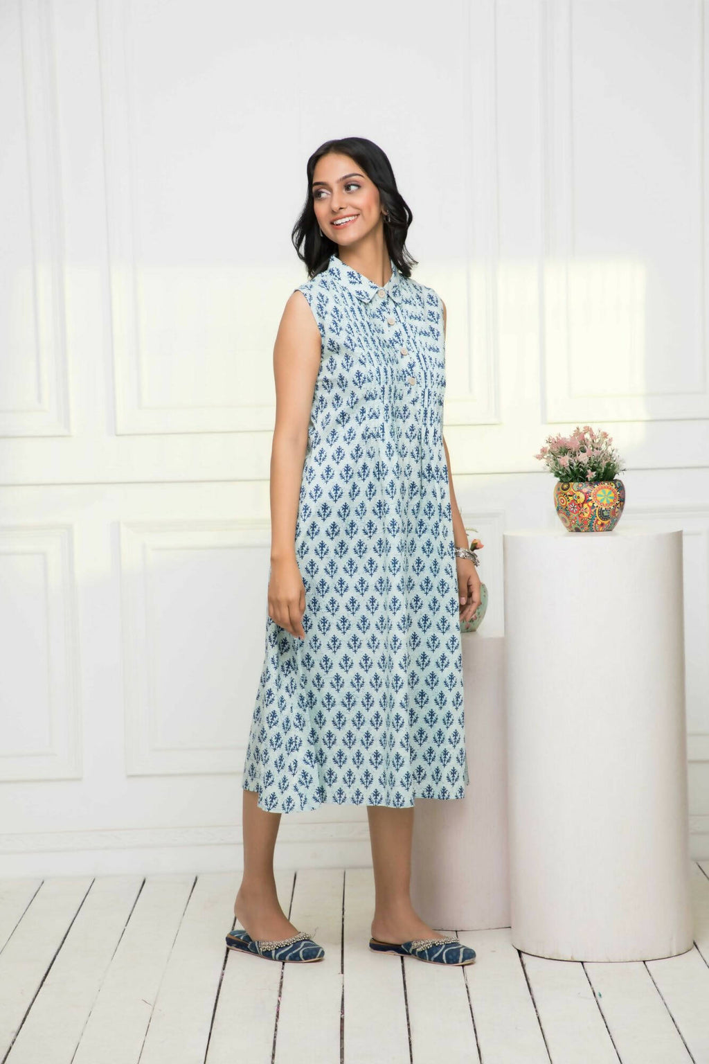 Myshka Women Blue Ethnic Motifs Cotton A-Line Mandarin Collar Dress