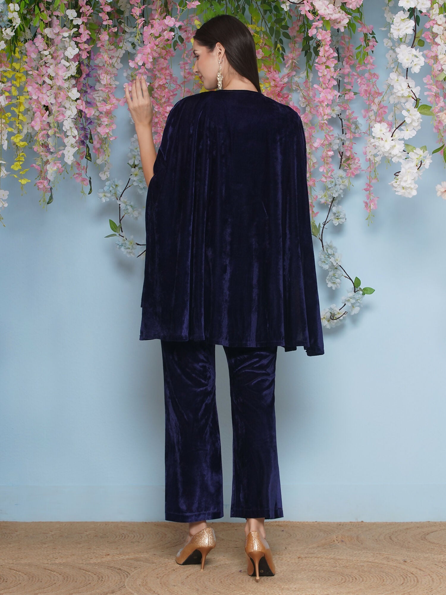 Joban Fashion Navy Blue Velvet Cape Set