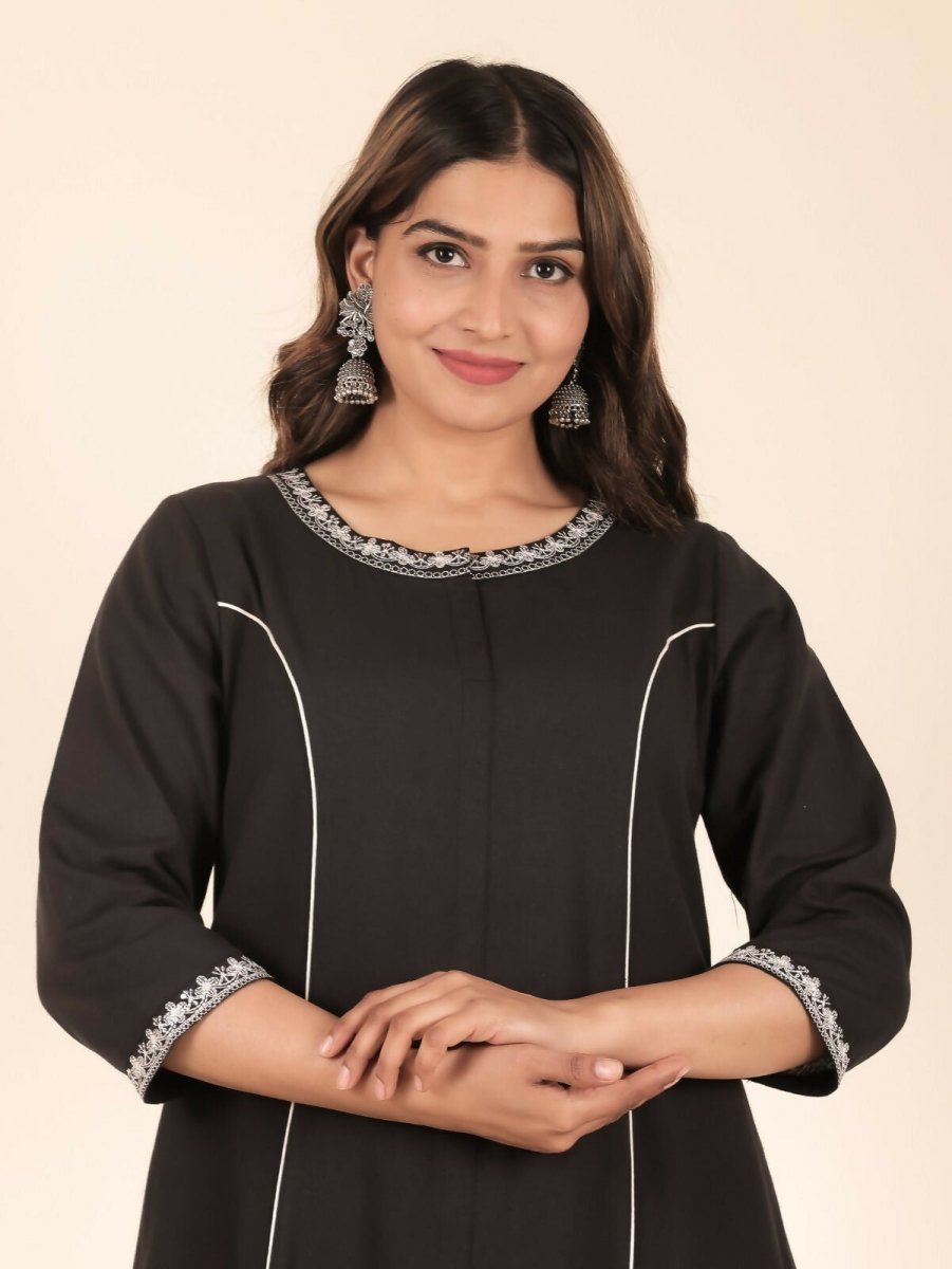 Aramya A-line Linen Cotton Solid Women's Kurta - Black