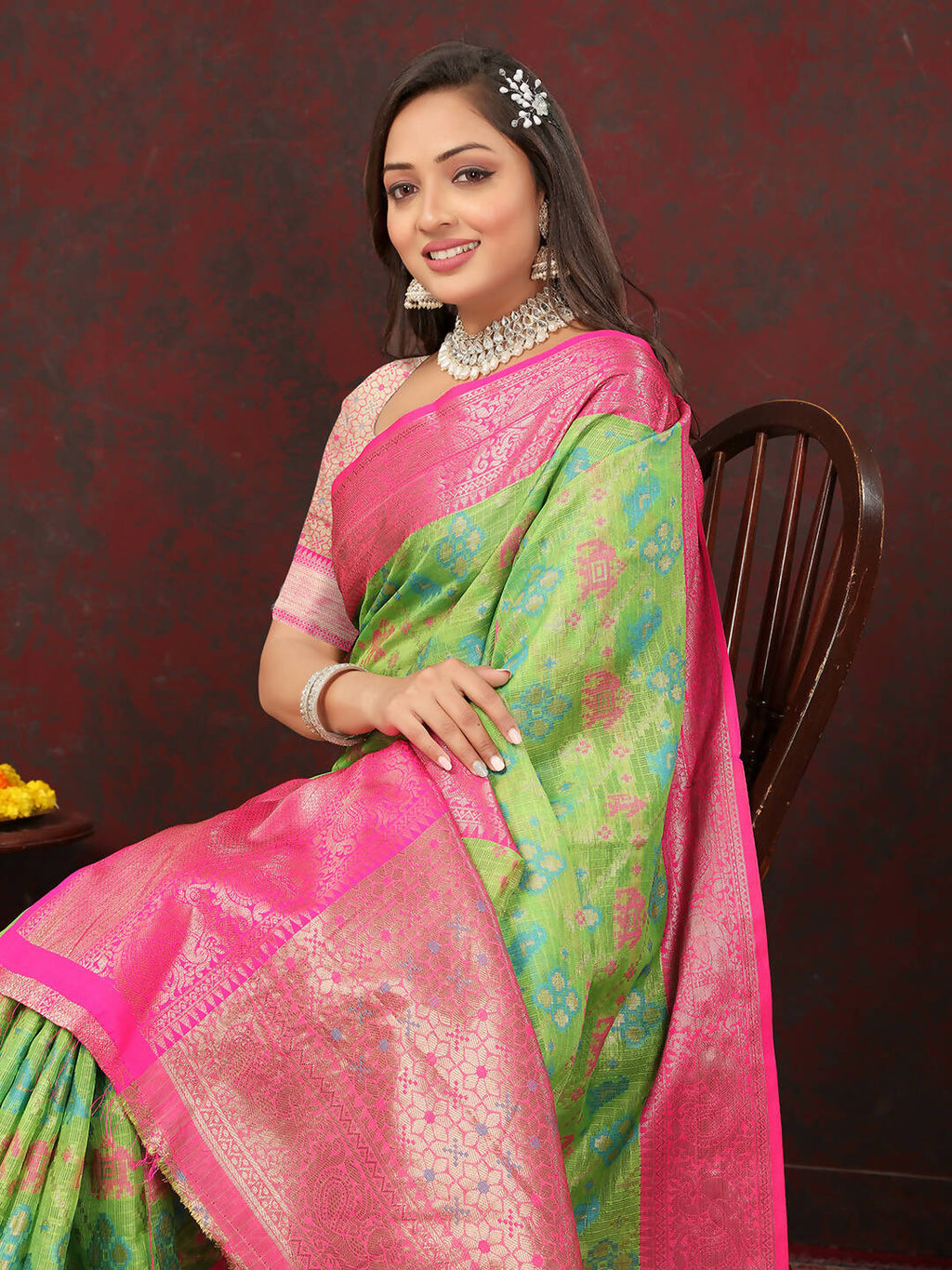 Lorenvalley Fashion Green Cotton Woven Design Zari Meenakari Weaving Saree