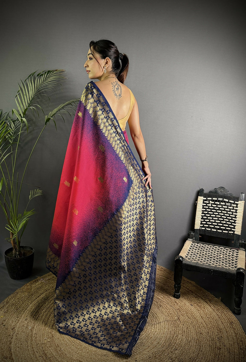 Joban Fashion Red Handloom Silk Ikkat Saree