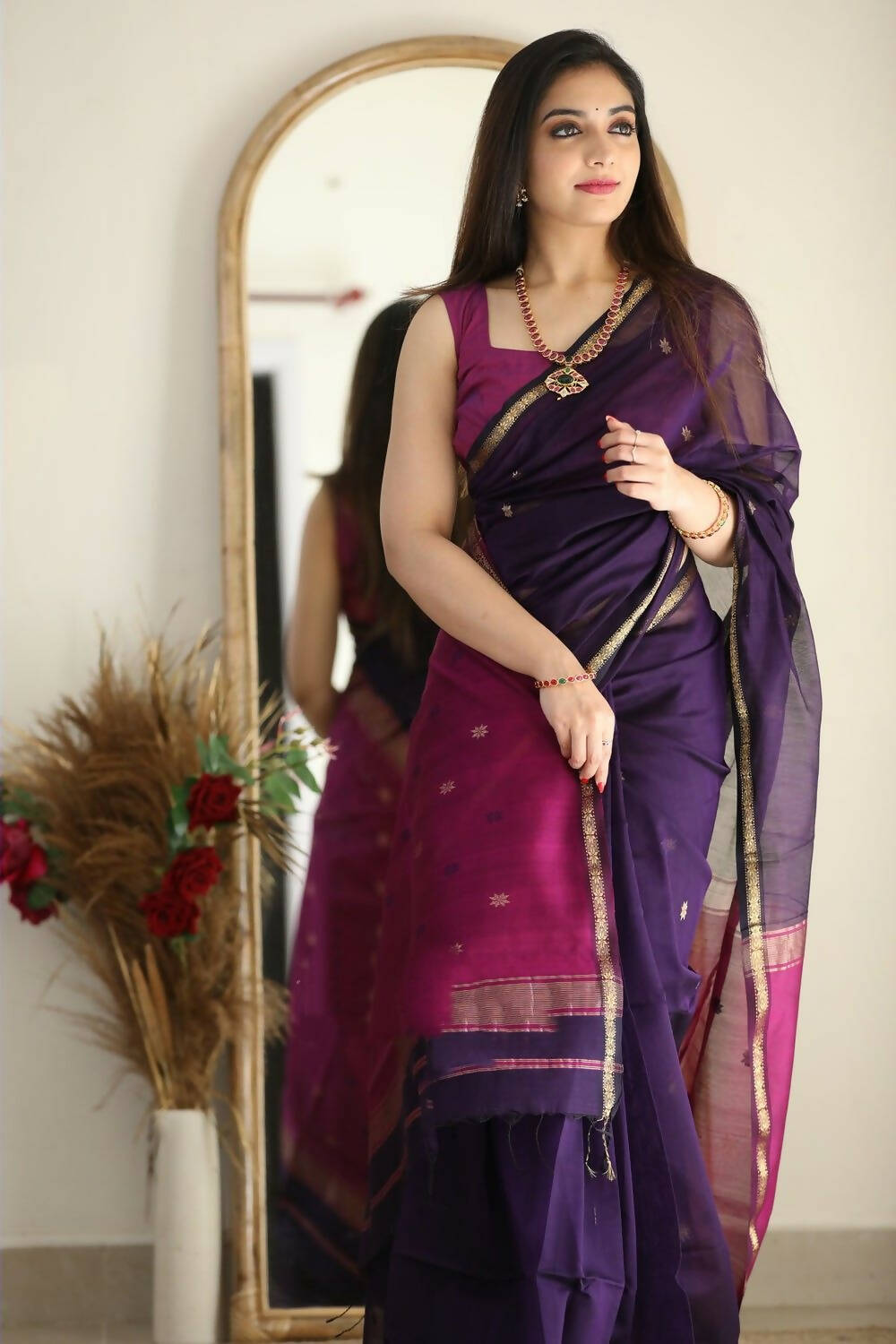 DEIANA'S Beautiful Designer Golden zari Soft Cotton Saree - Purple