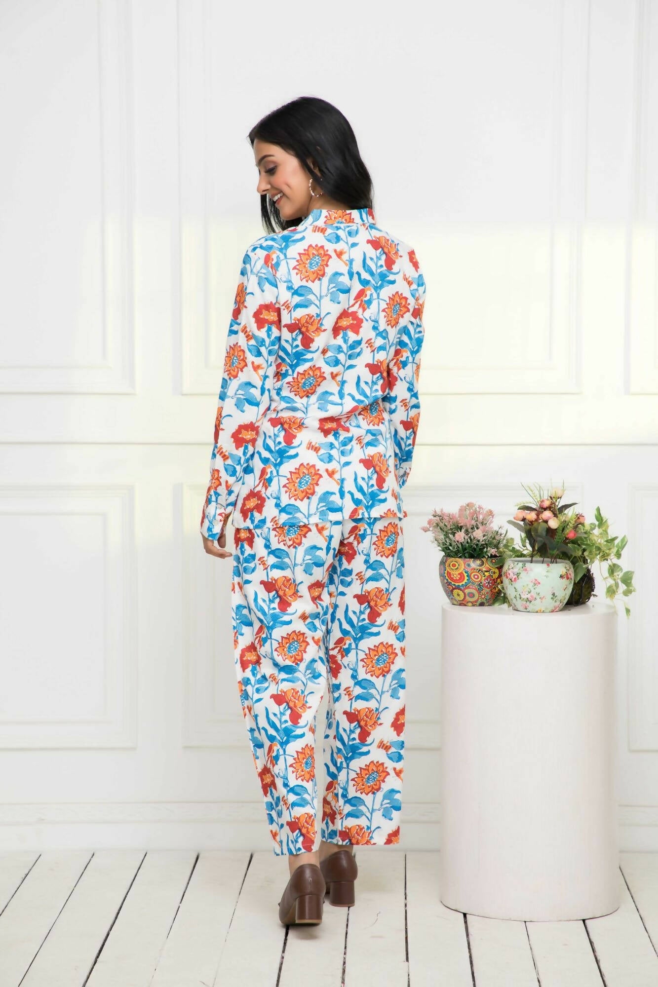 Myshka Women Multi Printed Romantic Florals Co-Ords