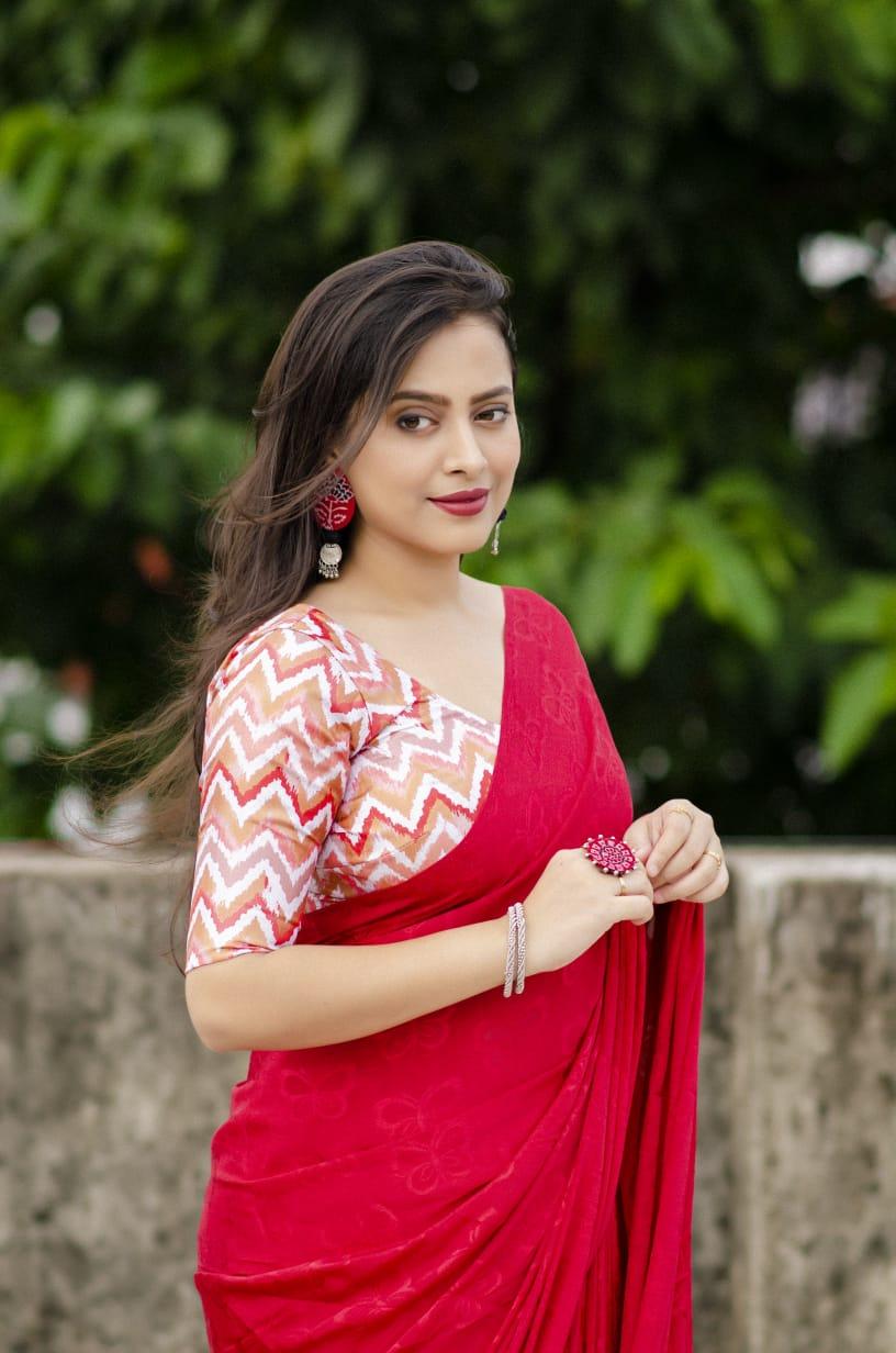 Red Silk Blend Ethnic Motifs Saree with Unstitched Blouse - Hiral Fashion