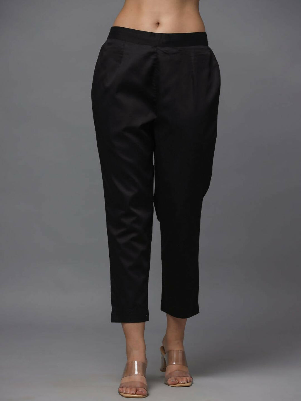 Juniper Women's Black Solid Straight Slim Pant