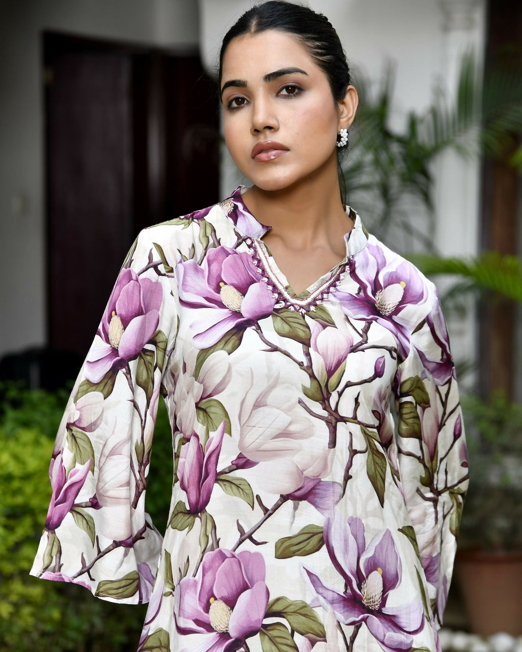 Vaasva Women's Cream Musline Viscose Digital Printed Cord Set