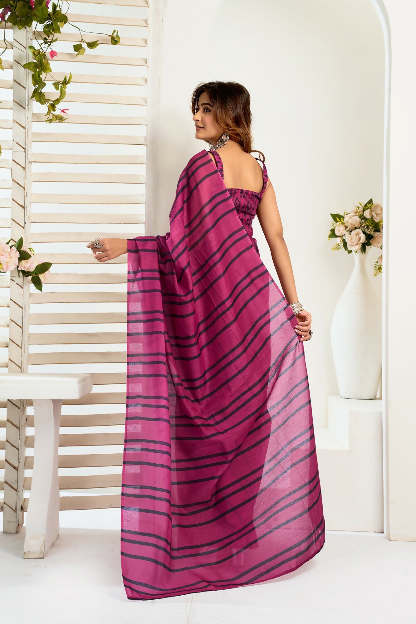Vastranavya Magenta Digital Printed Linen Ready To Wear Designer Saree with Unstitched Blouse