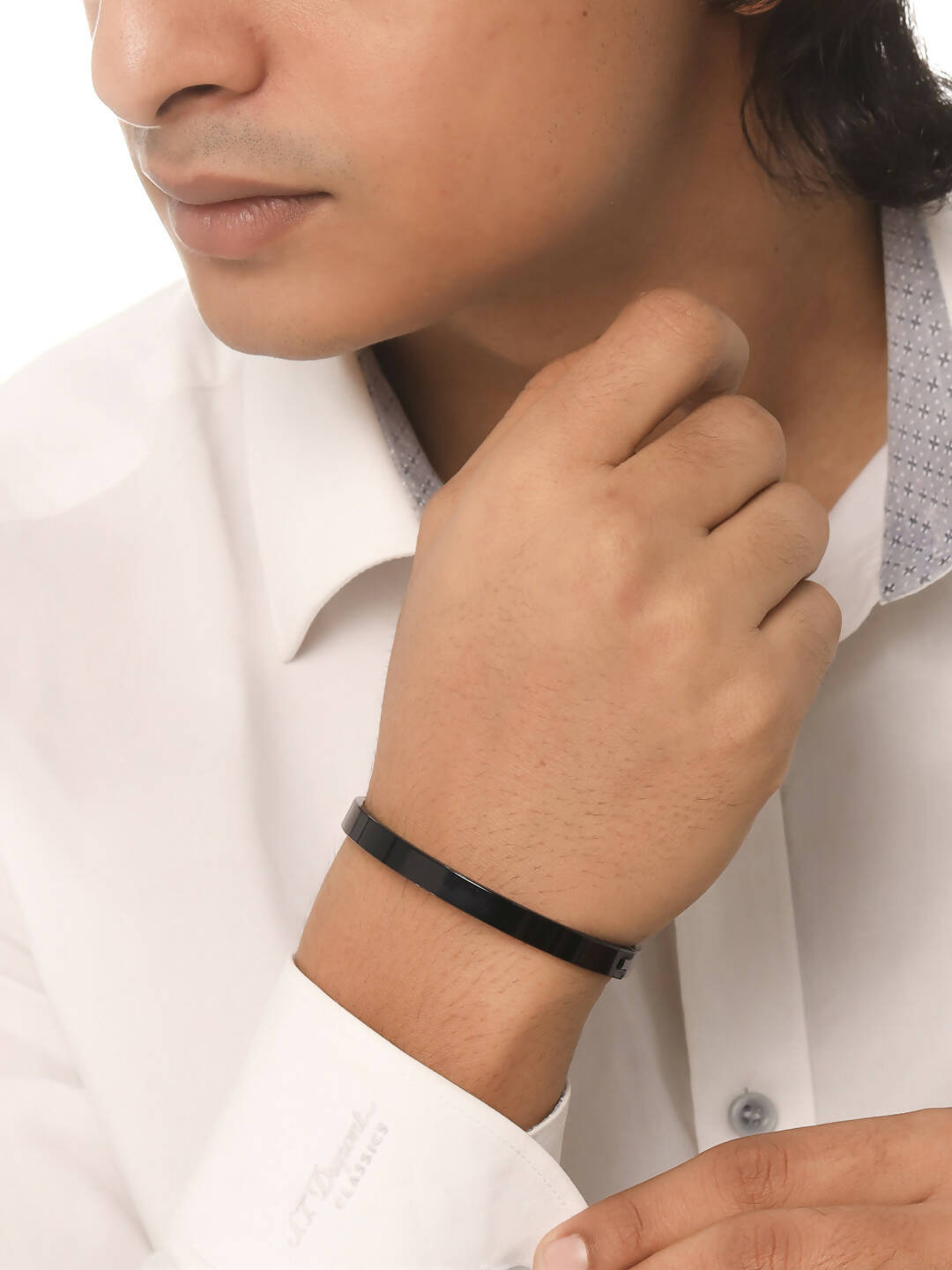 NVR Men's Black Metal Interlock Kada Bracelet