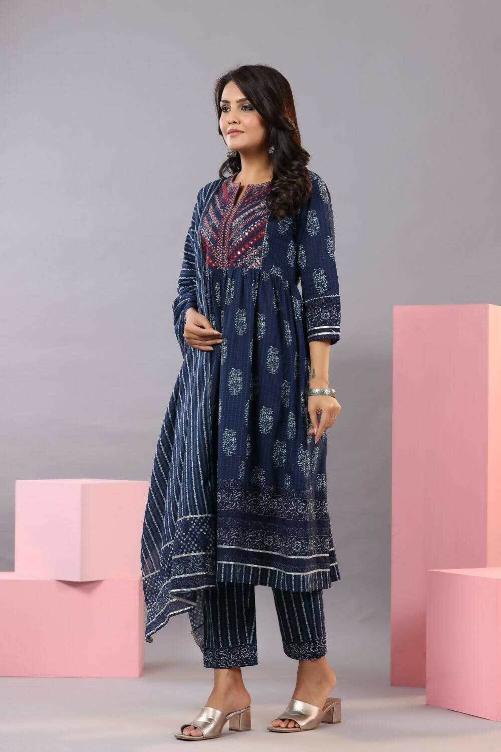 Juniper Women Indigo Cotton Cambric Batik texture Printed Kurta, Pants and Dupatta Set