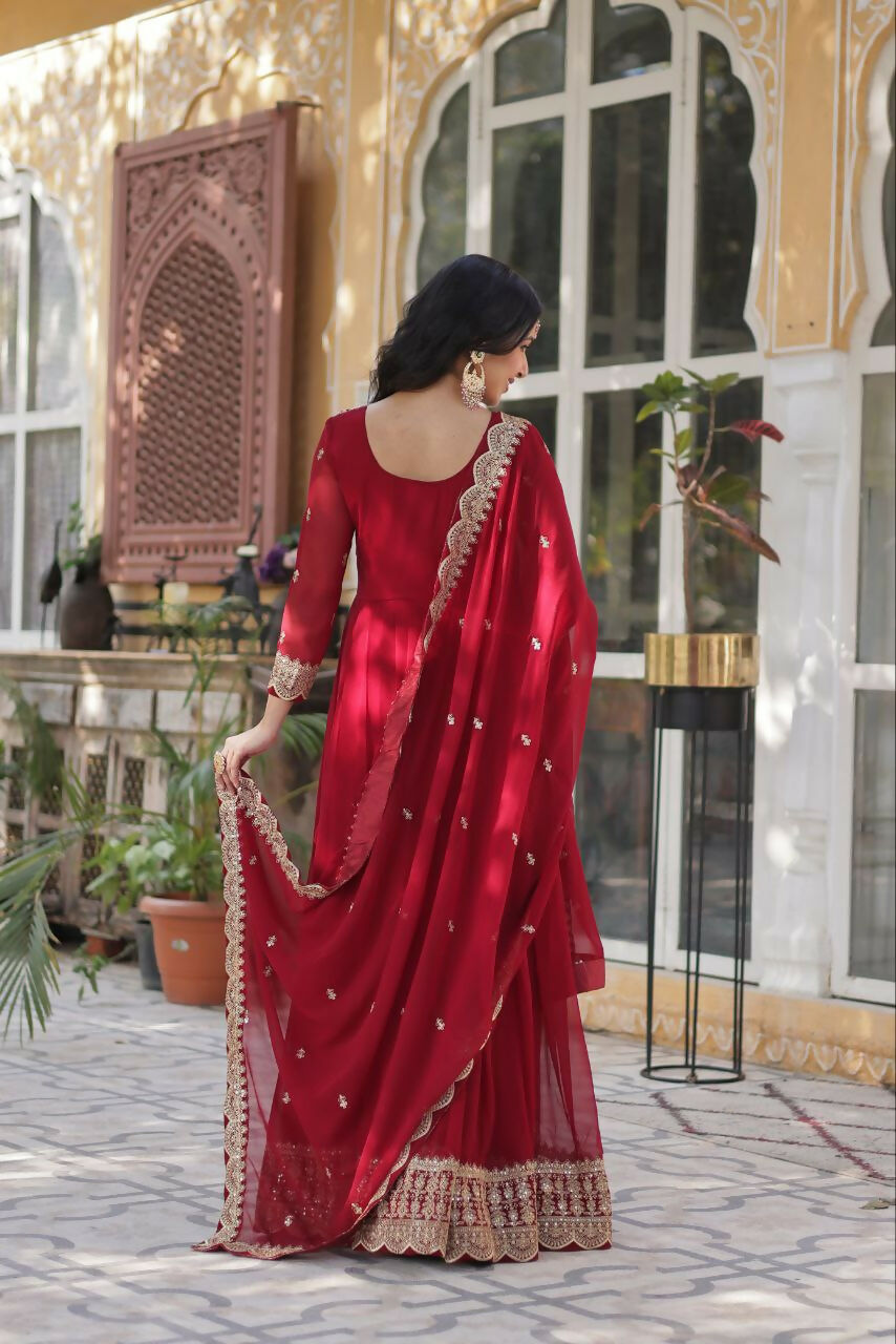 Vastranavya Faux Blooming with Embroidery Zari Sequins-work Gown & Dupatta - Maroon