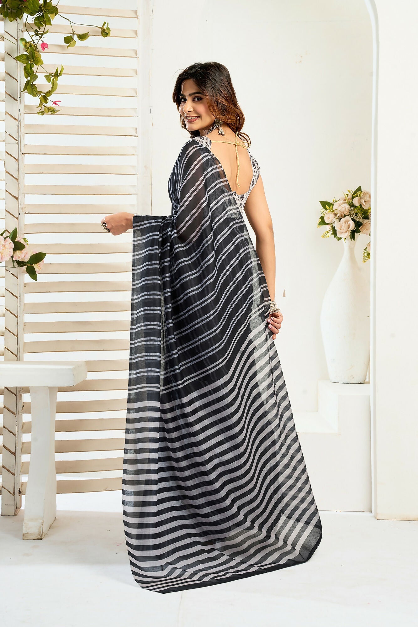 Vastranavya Black Digital Printed Linen Ready To Wear Designer Saree with Unstitched Blouse