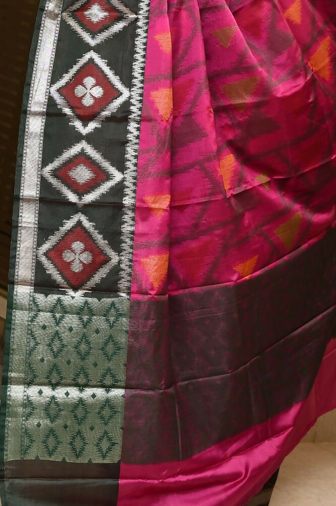 Joban Fashion Black & Pink Saree Kataan Ikkat