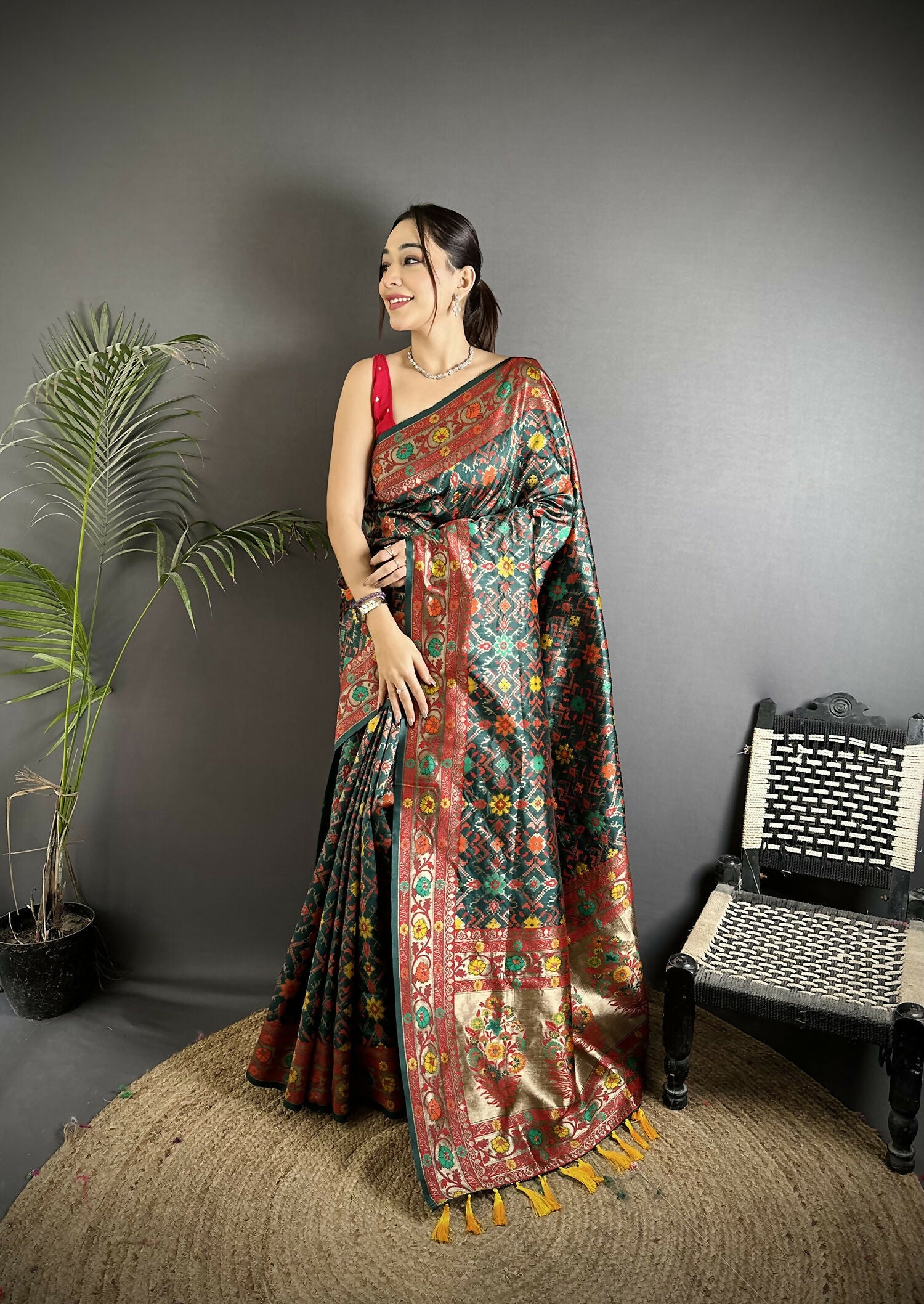 Joban Fashion Dark Green Banarasi Soft Silk Woven Saree