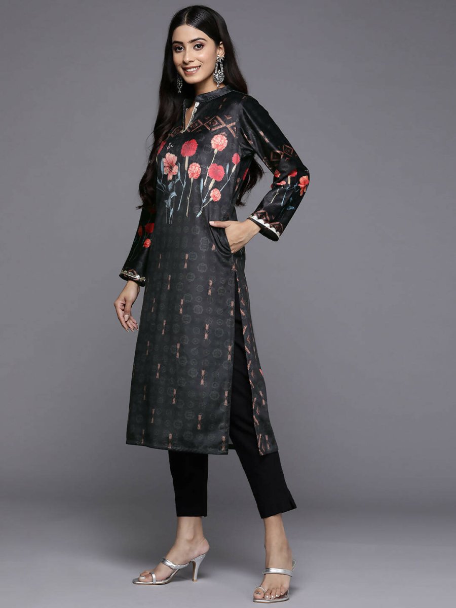 Ahalyaa Women Black & Red Floral Printed Gotta Patti Floral Velvet Kurta