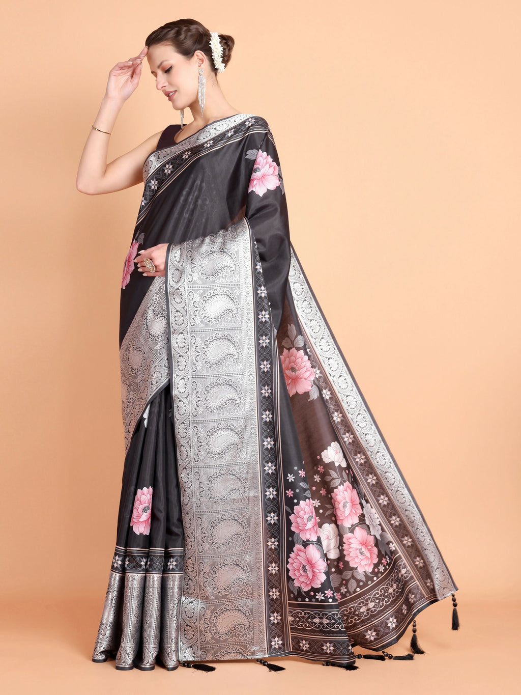 Vamsee Bhavi Black Georgette Saree
