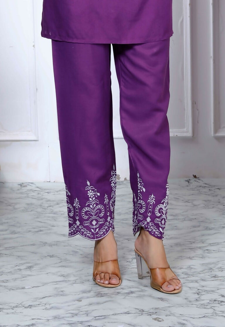 Miravan Women's Purple Solid Rayon Straight Co-Ord Set