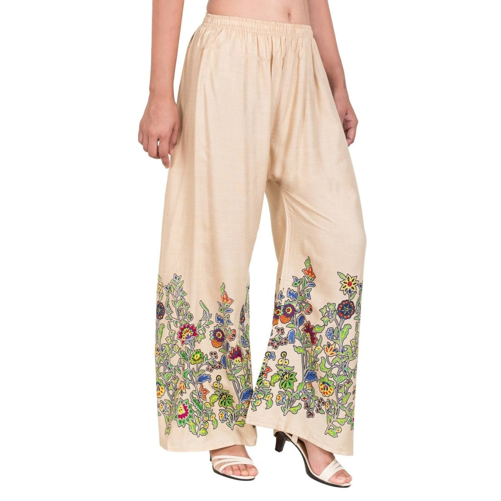 Asmaani Off White Color Digital Print Sarara