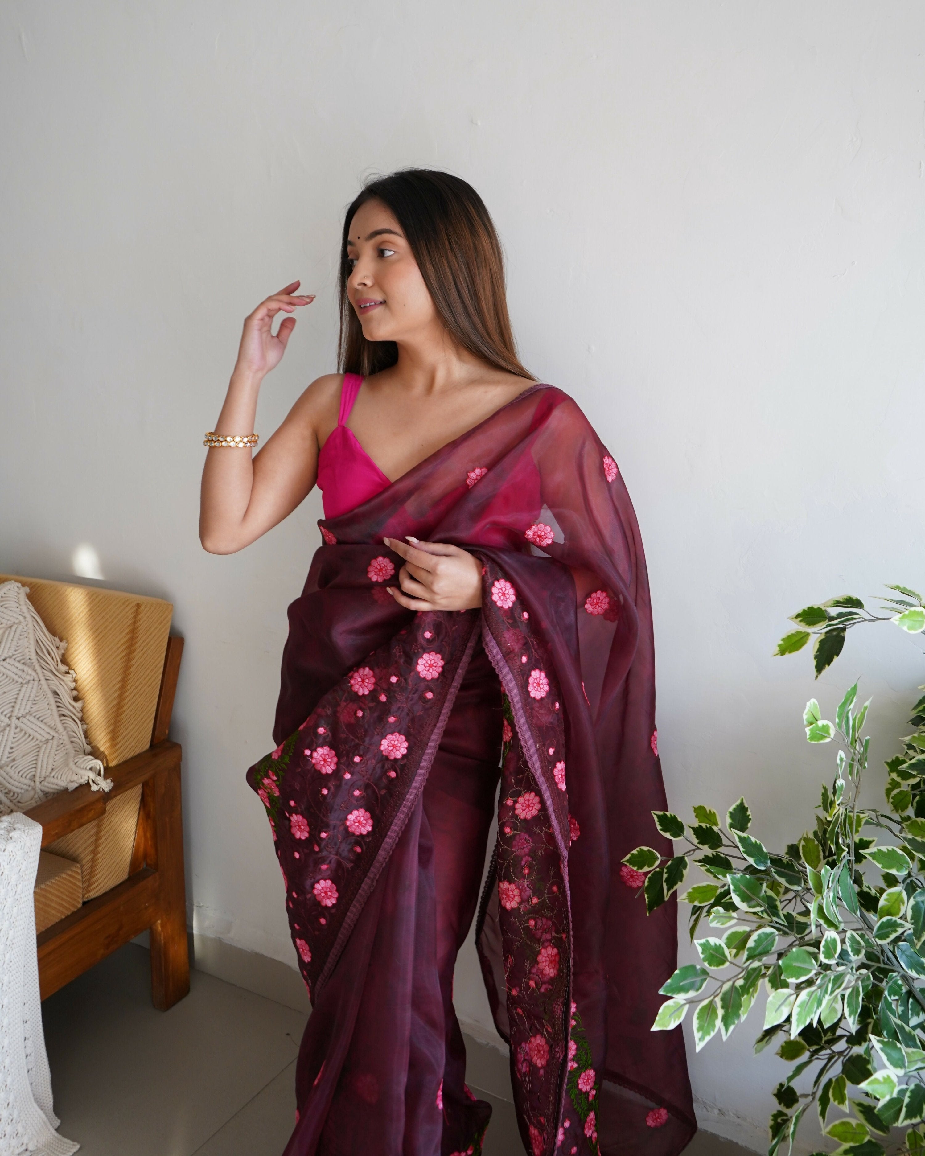Vamsee Sarifaa Maroon Organza Saree