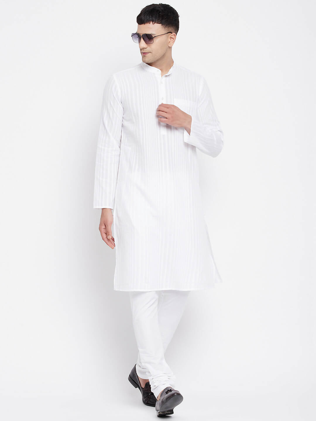 Even Apparels White Pure Cotton Men Kurta With Band Collar