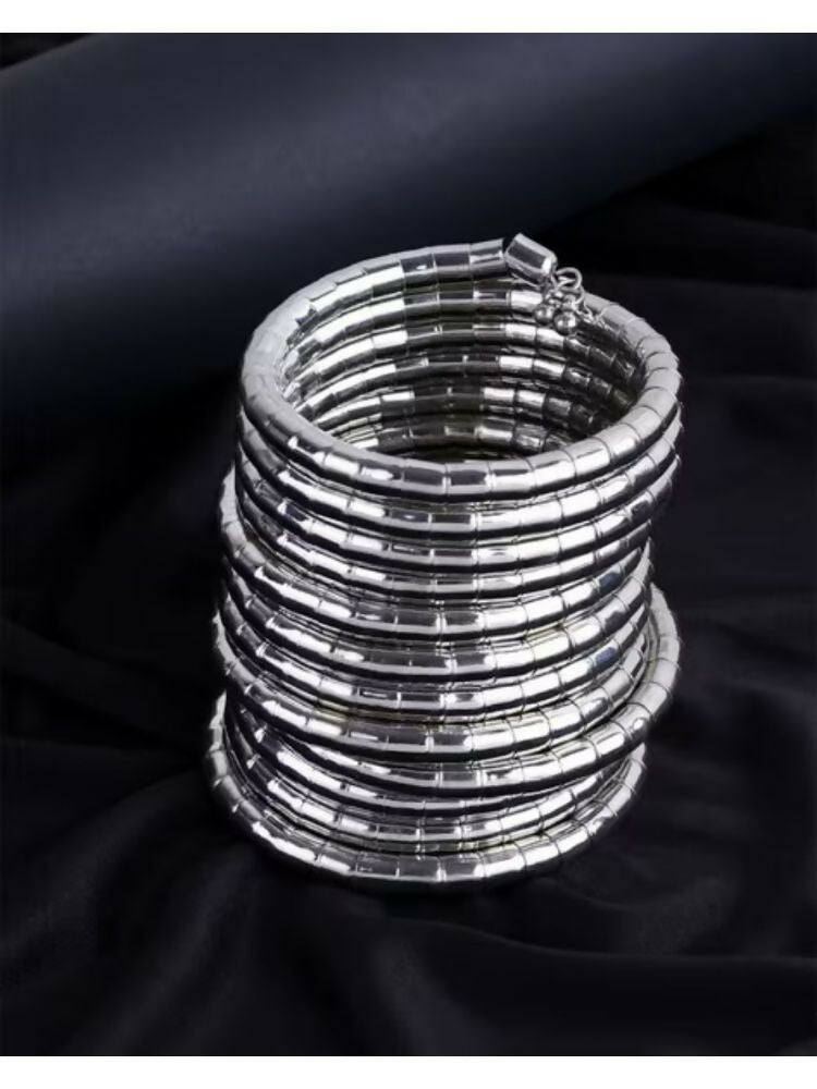 NVR Women Handmade Silver Plated Spiral Bangle