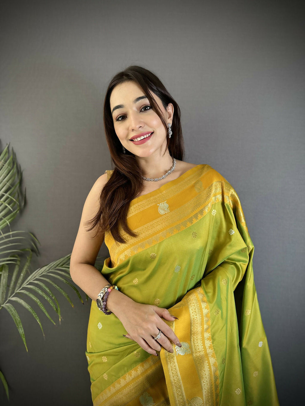 Joban Fashion Light Green Banarasi Soft Silk Woven Saree