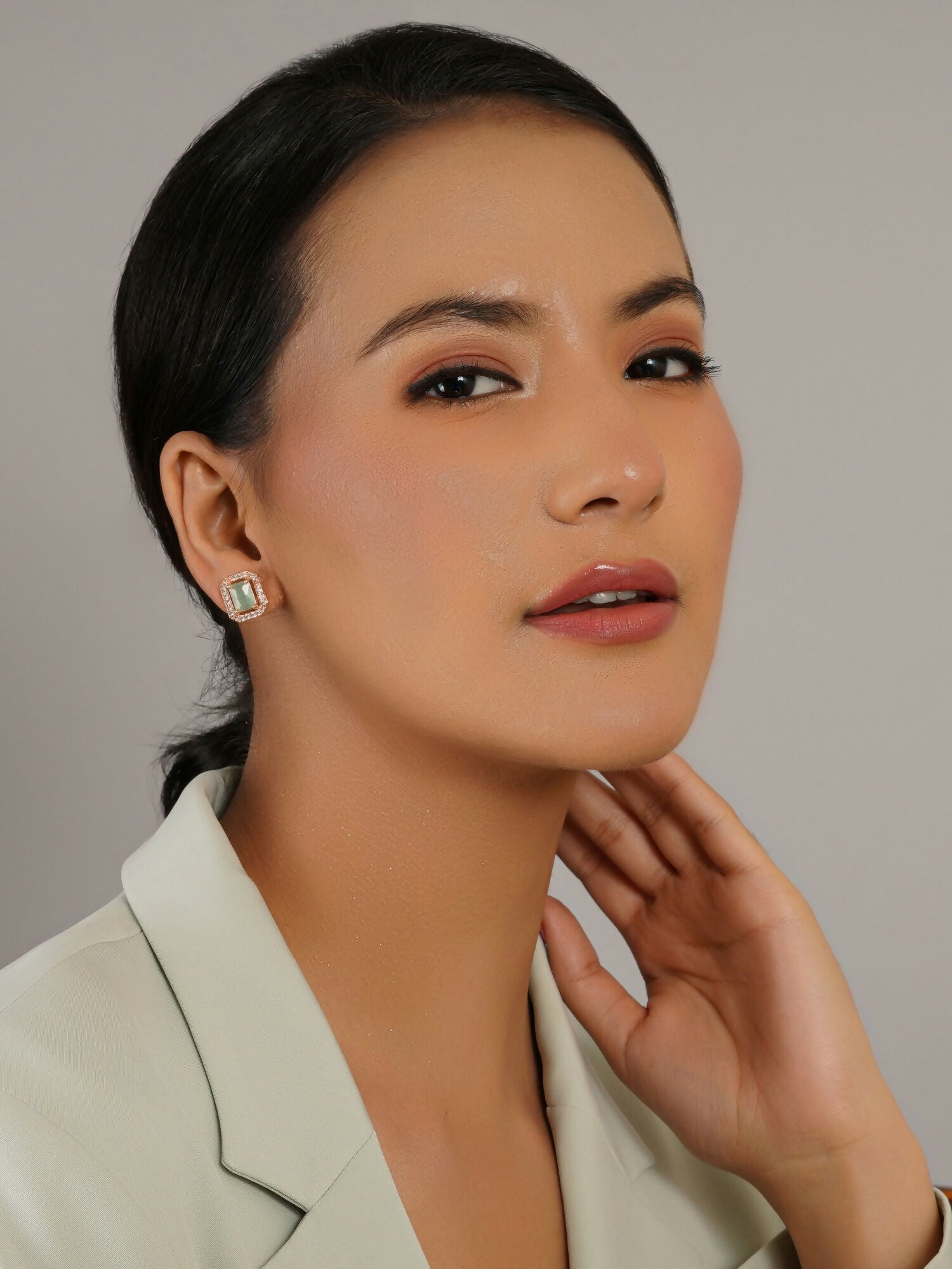 stone stud (mint green ) - Ruby Raang