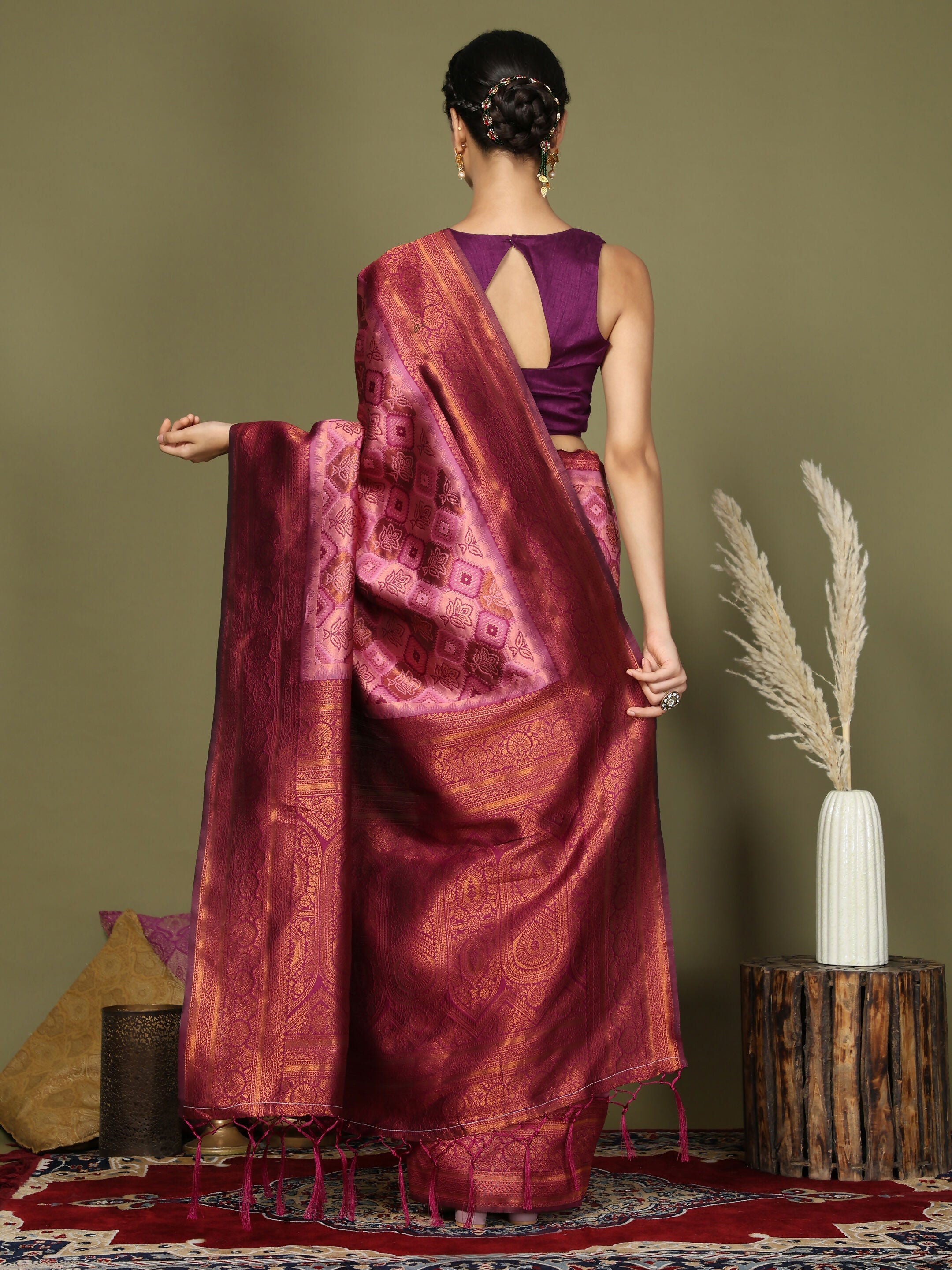 Shree Shyam Fashion Lichi Silk Light Pink Saree
