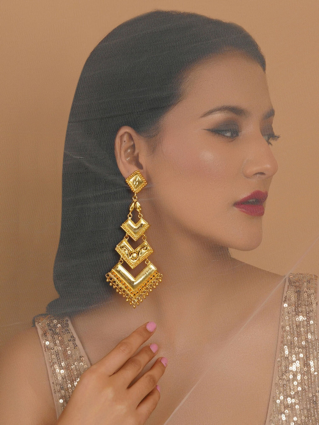 Golden Earrings (Gold) - Ruby Raang