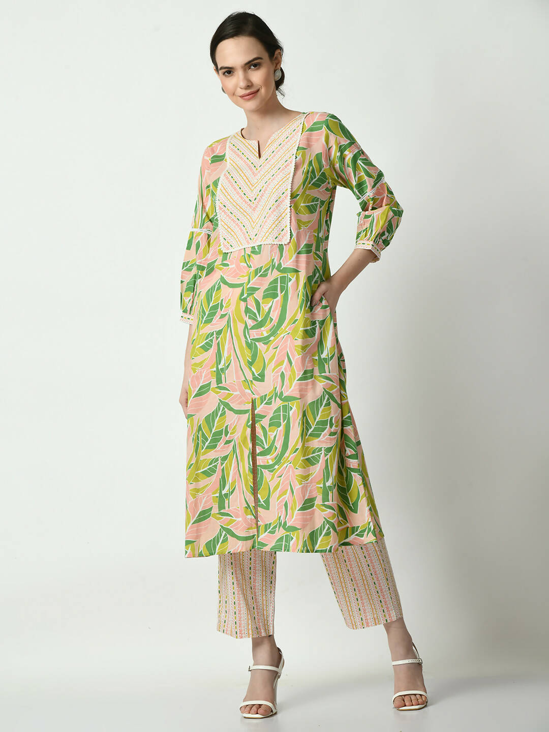 Myshka Women's Multi A-Line Kurta & Palazzos