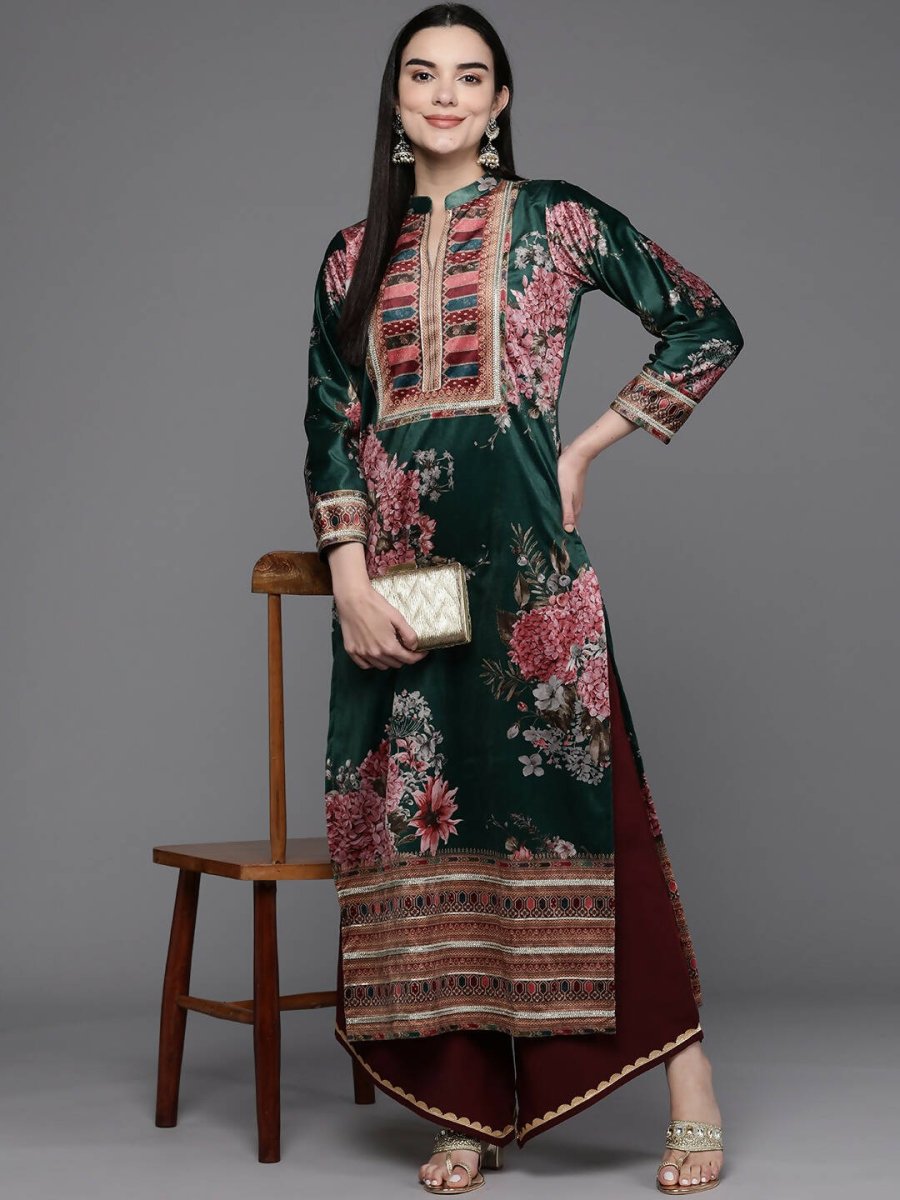 Ahalyaa Women Floral Printed Gotta Patti Velvet Kurta - Green Color