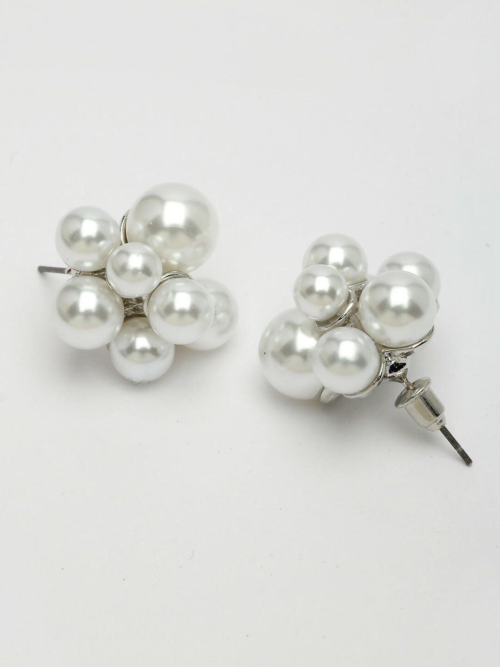 NVR Women's White Pearl Silver-Plated Circular Studs Earring