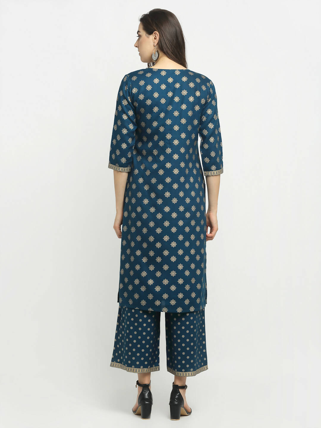 Rudra Bazaar Stright Gold Printed Kurti With Palazzo
